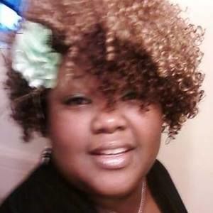 Meet your Posher, Latoni'a